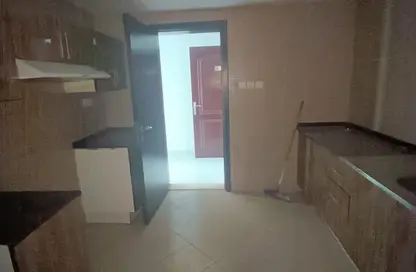 Apartment - 3 Bedrooms - 3 Bathrooms for rent in Falcon Tower 2 - Falcon Towers - Ajman Downtown - Ajman