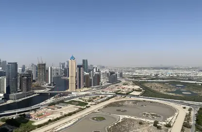 شقة - 2 غرف نوم - 2 حمامات للايجار في آيكون سيتي  تاور سي - آيكن سيتي - الخليج التجاري - دبي