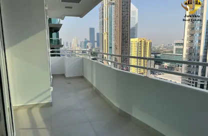 شقة - 2 غرف نوم - 3 حمامات للايجار في برج دي ايكس بي - شارع الشيخ زايد - دبي