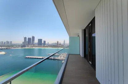 Apartment - 1 Bedroom - 1 Bathroom for sale in Palace Beach Residence - EMAAR Beachfront - Dubai Harbour - Dubai