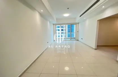 Apartment - 2 Bedrooms - 3 Bathrooms for rent in Al Khan Corniche - Al Khan - Sharjah