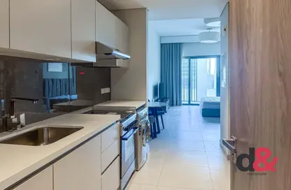 Apartment - Studio - 1 Bathroom for rent in SOL Avenue - Business Bay - Dubai