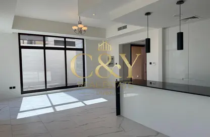 فيلا - 4 غرف نوم - 6 حمامات للايجار في الحقول - المنطقة 11 - مدينة الشيخ محمد بن راشد - دبي فيلا - 4 غرف نوم - 6 حمامات للايجار في الحقول - المنطقة 11 - مدينة الشيخ محمد بن راشد - دبي