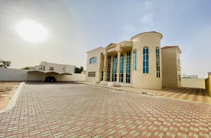فيلا - 6 غرف نوم - 8 حمامات للايجار في الهيلي - العين