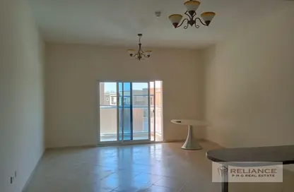 Apartment - 1 Bathroom for rent in Lynx Residence - Dubai Silicon Oasis - Dubai