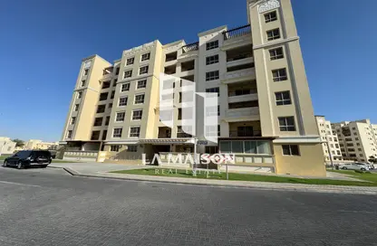 Apartment - Studio - 1 Bathroom for sale in Bawabat Al Sharq - Baniyas East - Baniyas - Abu Dhabi