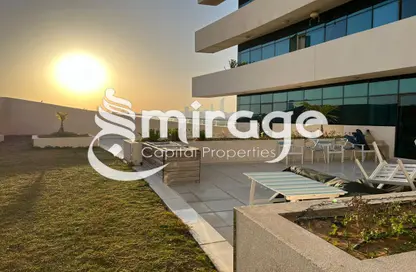 Apartment - 1 Bedroom - 2 Bathrooms for sale in Marina Bay by DAMAC - Najmat Abu Dhabi - Al Reem Island - Abu Dhabi