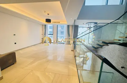 فيلا - 4 غرف نوم - 6 حمامات للايجار في حياتي افينيو - قرية الجميرا سركل - دبي فيلا - 4 غرف نوم - 6 حمامات للايجار في حياتي افينيو - قرية الجميرا سركل - دبي