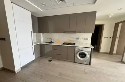Kitchen image for: Apartment - 2 Bedrooms - 2 Bathrooms for rent in AZIZI Riviera 29 - Meydan One - Meydan - Dubai, Image 1