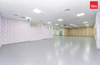 عمارة بالكامل - استوديو - 8 حمامات للبيع في الخوانيج 2 - الخوانيج - دبي