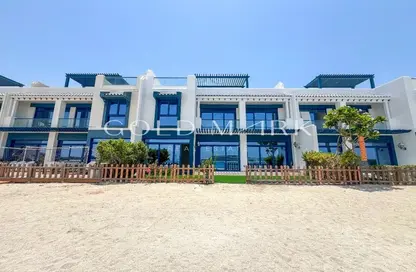 Villa - 5 Bedrooms - 6 Bathrooms for rent in Palma Residences - Palm Jumeirah - Dubai