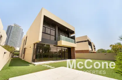 Villa - 5 Bedrooms - 7 Bathrooms for sale in Brookfield 3 - Brookfield - DAMAC Hills - Dubai