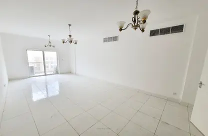 Apartment - 2 Bedrooms - 2 Bathrooms for rent in Al Wahda - Sharjah