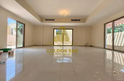 Townhouse - 3 Bedrooms - 3 Bathrooms for rent in Qattouf Community - Al Raha Gardens - Abu Dhabi
