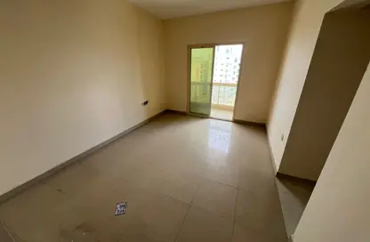 شقة - غرفة نوم - 1 حمام للايجار في برج الكورنيش - طريق كورنيش عجمان - عجمان