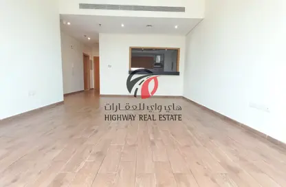Apartment - 1 Bedroom - 2 Bathrooms for rent in Dubai Star Building - Al Nahda 1 - Al Nahda - Dubai
