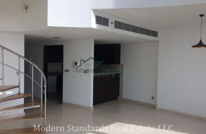 شقة - غرفة نوم - 2 حمامات للايجار في سكاي جاردنز - مركز دبي المالي العالمي - دبي