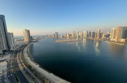 Apartment - 2 Bedrooms - 2 Bathrooms for rent in Al Khan - Sharjah