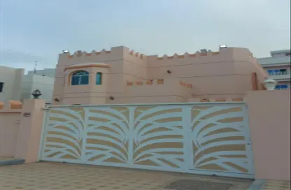 Outdoor House image for: Villa - 5 Bedrooms for rent in Al Mowaihat 1 - Al Mowaihat - Ajman, Image 1