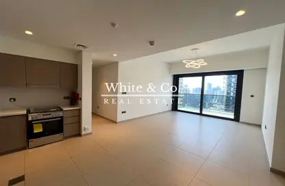 Apartment - 2 Bedrooms - 2 Bathrooms for rent in Act Towers - Opera District - Downtown Dubai - Dubai