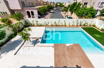 Villa - 5 Bedrooms - 5 Bathrooms for sale in Meadows 5 - Meadows - Dubai