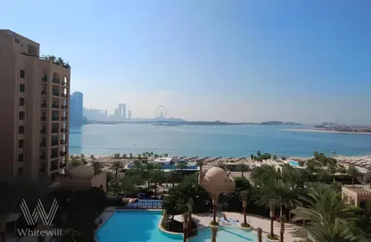 Apartment - 2 Bedrooms - 3 Bathrooms for sale in The Fairmont Palm Residence South - The Fairmont Palm Residences - Palm Jumeirah - Dubai