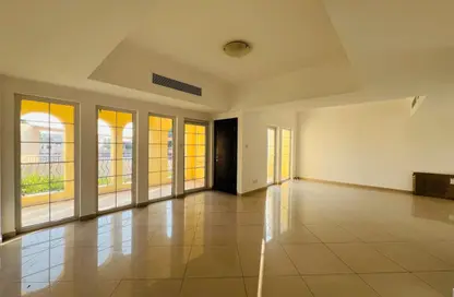 شقة - 2 غرف نوم - 2 حمامات للايجار في فلل الواحة - دبي لاند - دبي