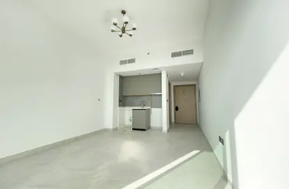 Apartment - Studio - 1 Bathroom for rent in Sama Al Jaddaf - Al Jaddaf - Dubai