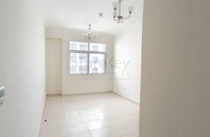 Apartment - 2 Bedrooms - 3 Bathrooms for sale in Mazaya 6 - Queue Point - Dubai Land - Dubai
