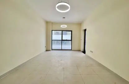 Apartment - 1 Bedroom - 2 Bathrooms for rent in Jumeirah Garden City - Al Satwa - Dubai