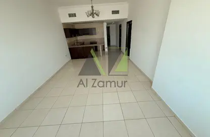 شقة - غرفة نوم - 2 حمامات للايجار في برج ربيعة - مجان - دبي لاند - دبي