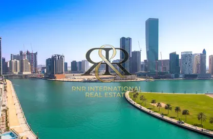 Apartment - 1 Bathroom for sale in Bay's Edge - Business Bay - Dubai