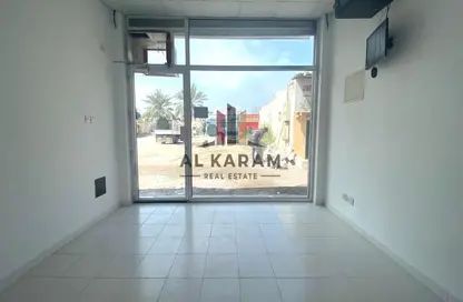 Shop - Studio for rent in Dafan Al Khor - Ras Al Khaimah