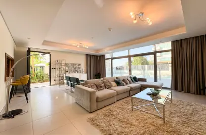 Villa - 5 Bedrooms - 4 Bathrooms for rent in 180 Degrees Villas - Liwan - Dubai Land - Dubai
