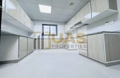 Apartment - 2 Bedrooms - 3 Bathrooms for rent in Jumeirah Garden City - Al Satwa - Dubai