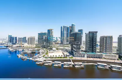 Apartment - 2 Bedrooms - 2 Bathrooms for rent in Waters Edge - Business Bay - Dubai