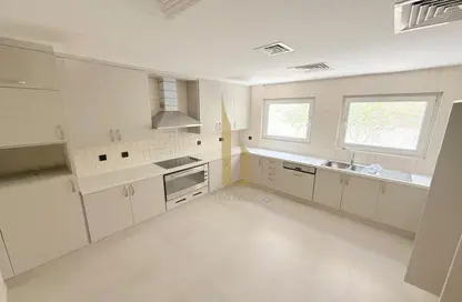 Villa - 4 Bedrooms - 4 Bathrooms for rent in Umm Suqeim 1 Villas - Umm Suqeim 1 - Umm Suqeim - Dubai