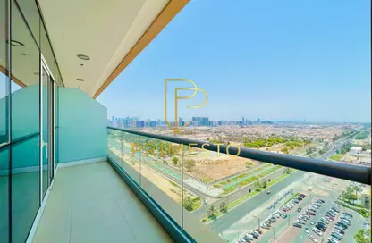 Apartment - 3 Bedrooms - 4 Bathrooms for rent in United Square - Al Khalidiya - Abu Dhabi
