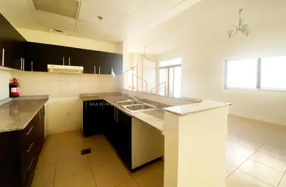 Apartment - 1 Bedroom - 2 Bathrooms for sale in Mazaya 15 - Queue Point - Dubai Land - Dubai
