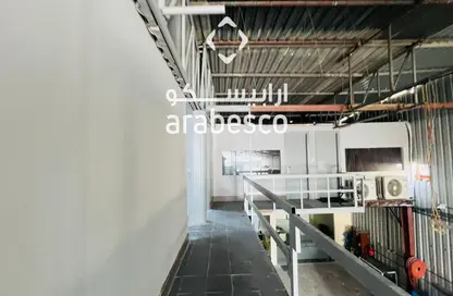مستودع - استوديو - 1 حمام للايجار في القوز - دبي
