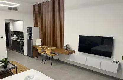 شقة - 1 حمام للايجار في في2 - مدينة دبي الرياضية - دبي