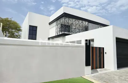Villa - 4 Bedrooms - 4 Bathrooms for rent in Umm Suqeim 1 Villas - Umm Suqeim 1 - Umm Suqeim - Dubai