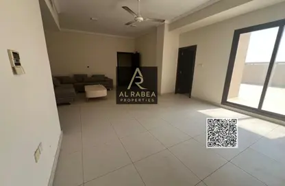 Apartment - 2 Bedrooms - 3 Bathrooms for rent in Corniche Tower - Ajman Corniche Road - Ajman