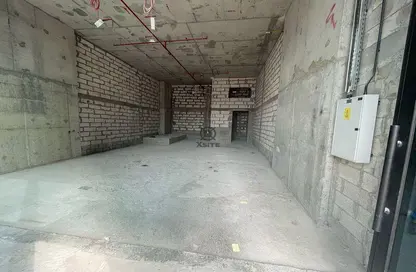 متجر - استوديو - 1 حمام للايجار في بن غاطي عنبر - قرية الجميرا سركل - دبي
