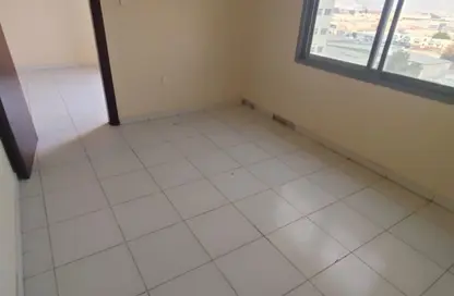 Apartment - 1 Bedroom - 1 Bathroom for rent in Al Jurf Industrial 1 - Al Jurf Industrial - Ajman