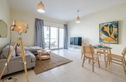 شقة - غرفة نوم - 1 حمام للايجار في الثيال - جرينز - دبي شقة - غرفة نوم - 1 حمام للايجار في الثيال - جرينز - دبي