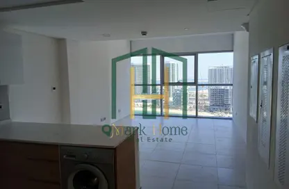 Apartment - 2 Bedrooms - 2 Bathrooms for rent in Radiant Square - City Of Lights - Al Reem Island - Abu Dhabi