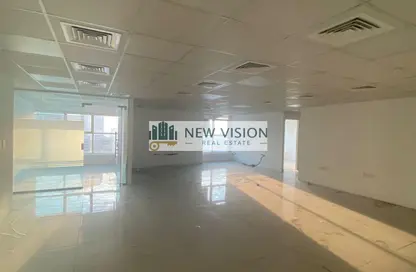 Office Space - Studio - 3 Bathrooms for rent in Al Khan Corniche - Al Khan - Sharjah