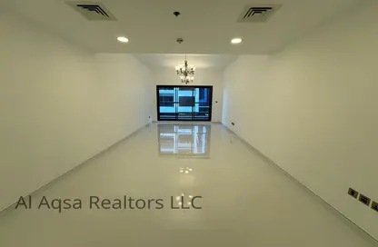 Apartment - 1 Bedroom - 2 Bathrooms for rent in Trio Building - Al Barsha 1 - Al Barsha - Dubai