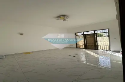 Apartment - Studio - 1 Bathroom for rent in Al Karamah - Abu Dhabi